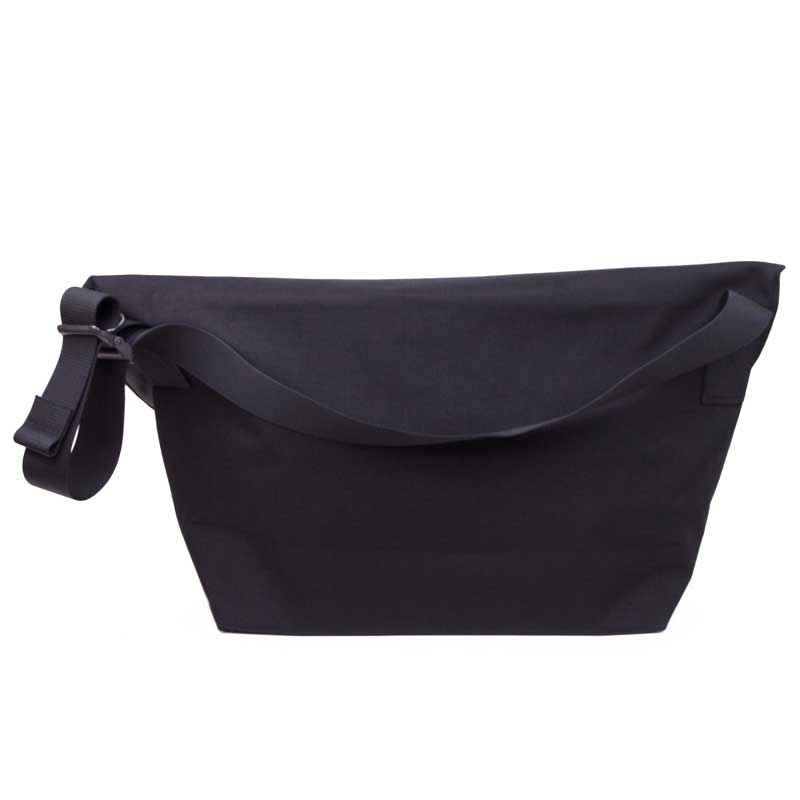 BLUE LUG* the messenger bag (black) - BLUE LUG GLOBAL ONLINE