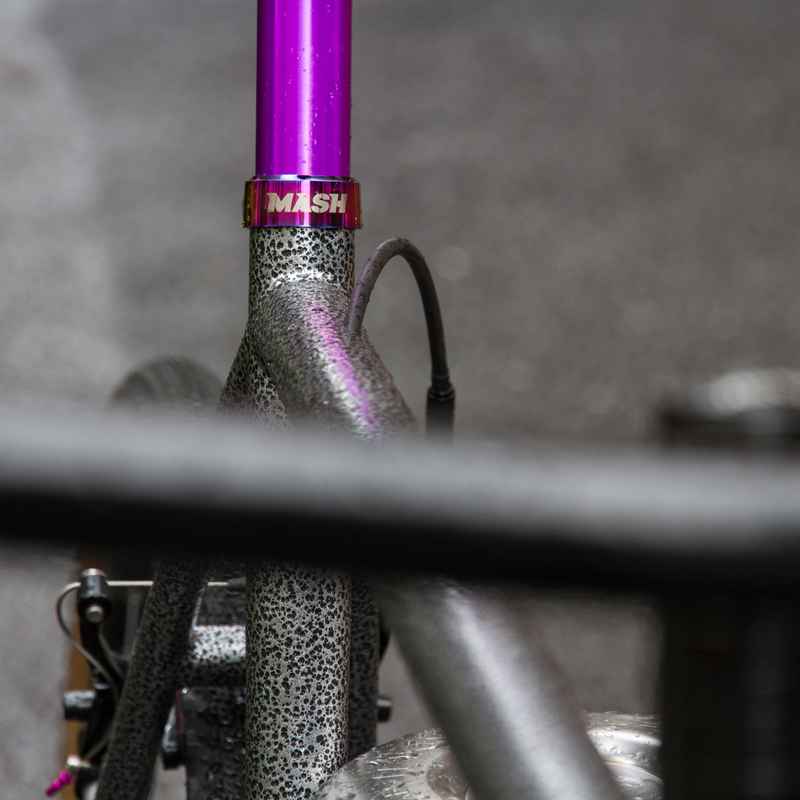 MASH* seat collar (oil slick) - BLUE LUG GLOBAL ONLINE STORE