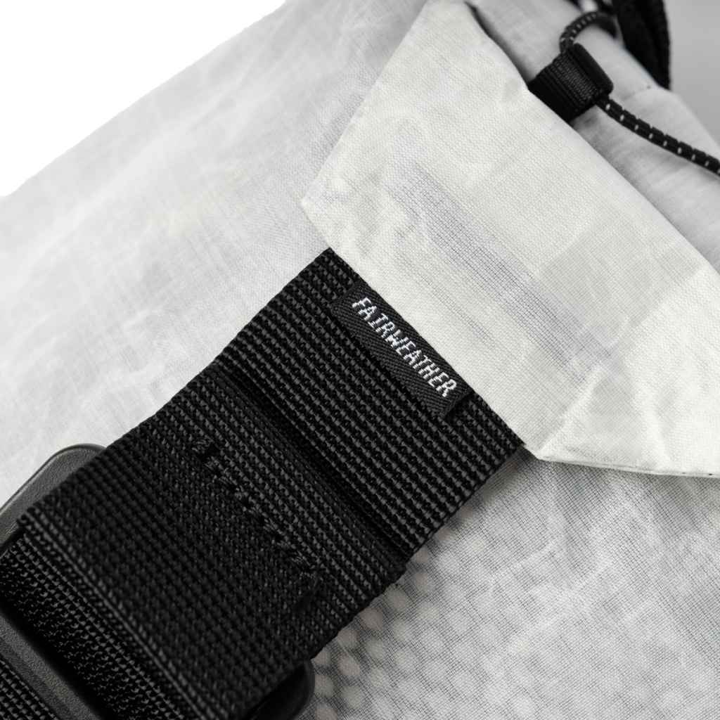 FAIRWEATHER* hip pack (dyneema hybrid white) - BLUE LUG GLOBAL