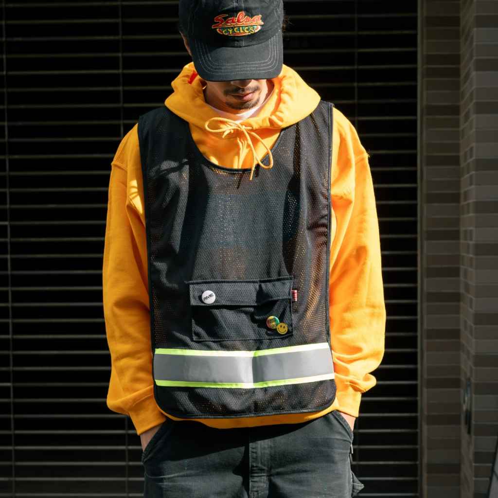 BLUE LUG* kangaroo safety vest (black) - BLUE LUG GLOBAL ONLINE STORE