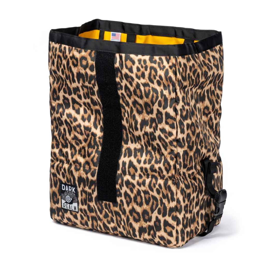 REALM* wald 137 basket bag (leopard) - BLUE LUG GLOBAL ONLINE STORE