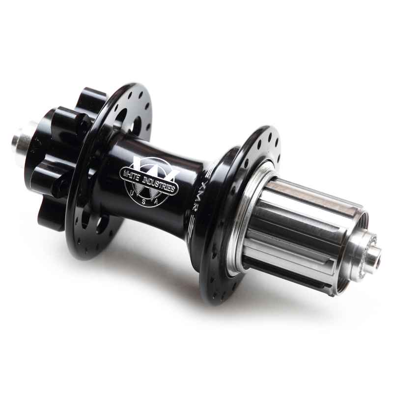 WHITE INDUSTRIES XMR + リアBoost Hub (黒)美品 WHITE INDUSTRIES* XMR disc hub rear (black) - BLUE LUG