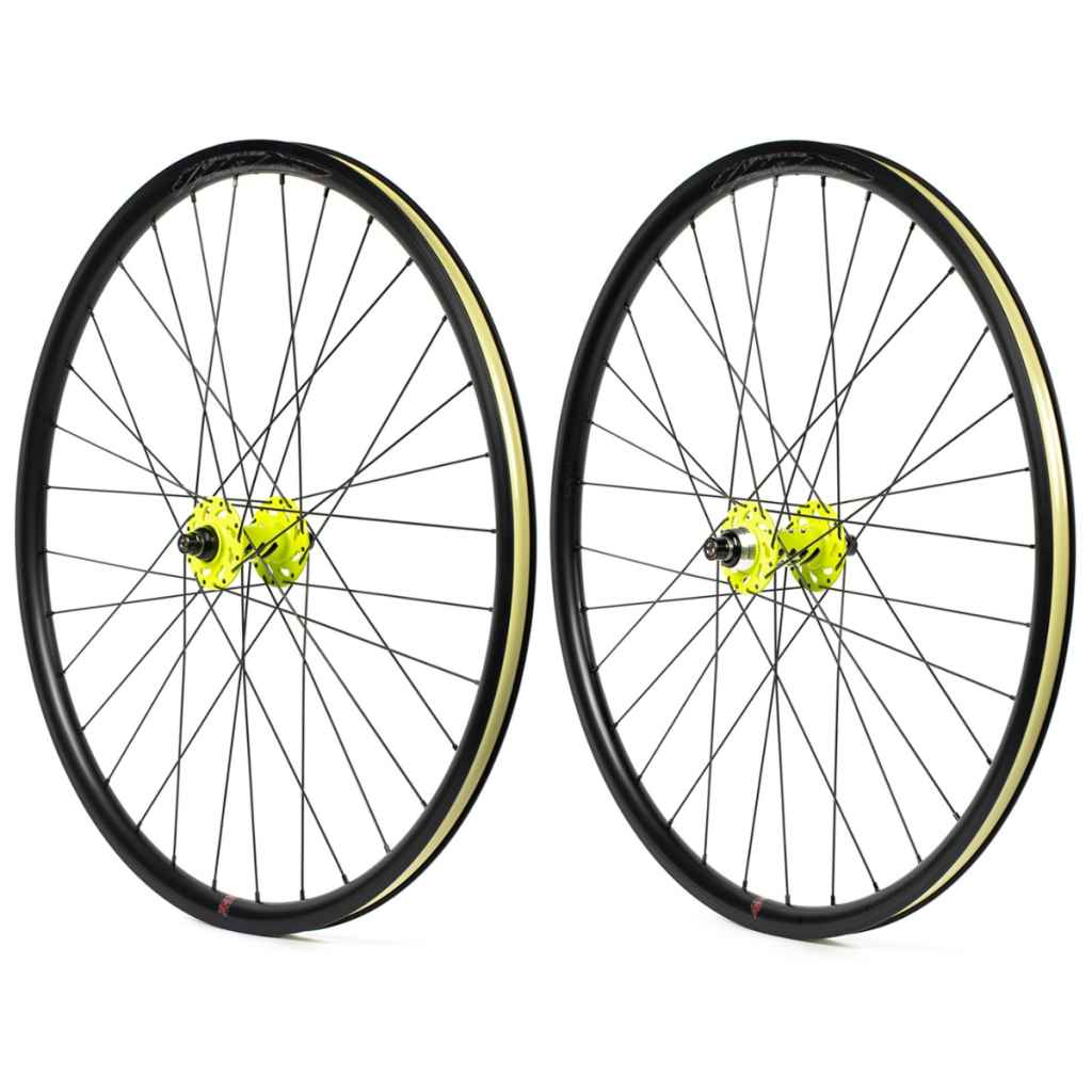VELOCITY×ONYX* quill track wheel set (all black/hi-vis yellow
