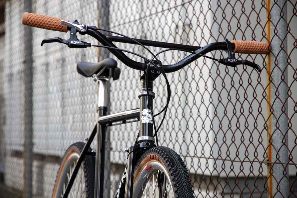 CULT* cult×vans waffle cruiser grip (gum) - BLUE LUG GLOBAL ONLINE