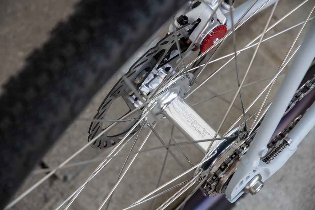 SURLY* ultra new disc rear hub (black) - BLUE LUG GLOBAL ONLINE STORE