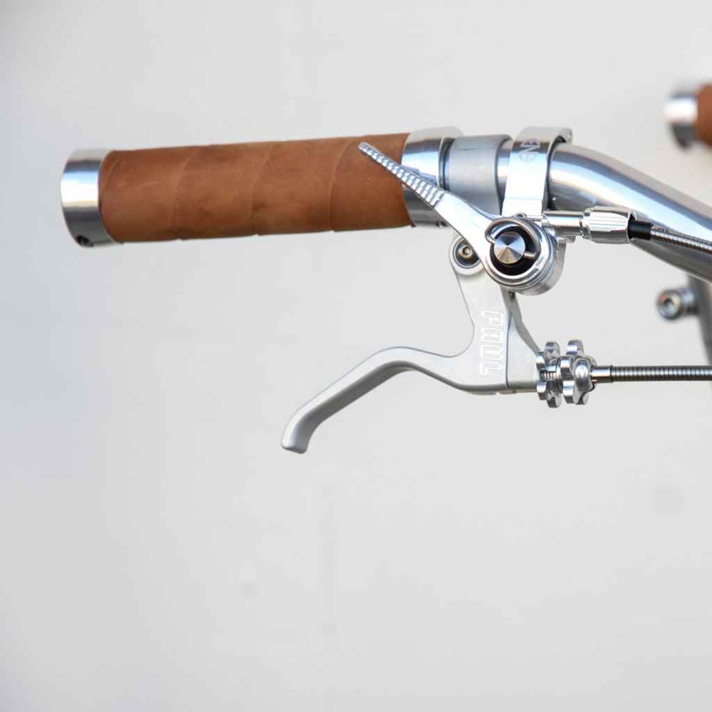 BROOKS* slender leather grip (aged) - BLUE LUG GLOBAL ONLINE STORE