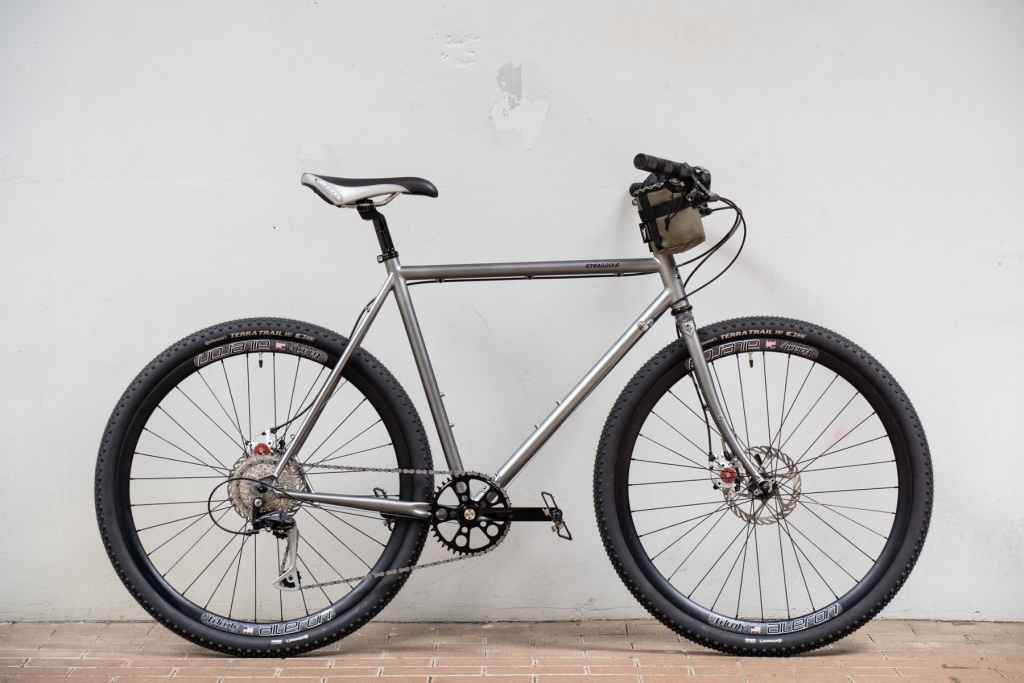 WHITE INDUSTRIES* eno single speed crank arm (black) - BLUE
