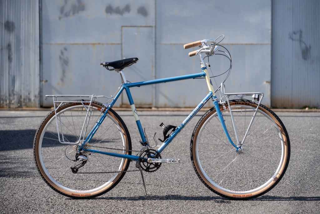 WTB* byway road 700c tire (black/tan) - BLUE LUG GLOBAL ONLINE STORE