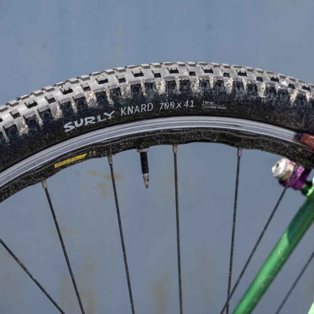 SURLY* knard 41 tire (black) - BLUE LUG GLOBAL ONLINE STORE