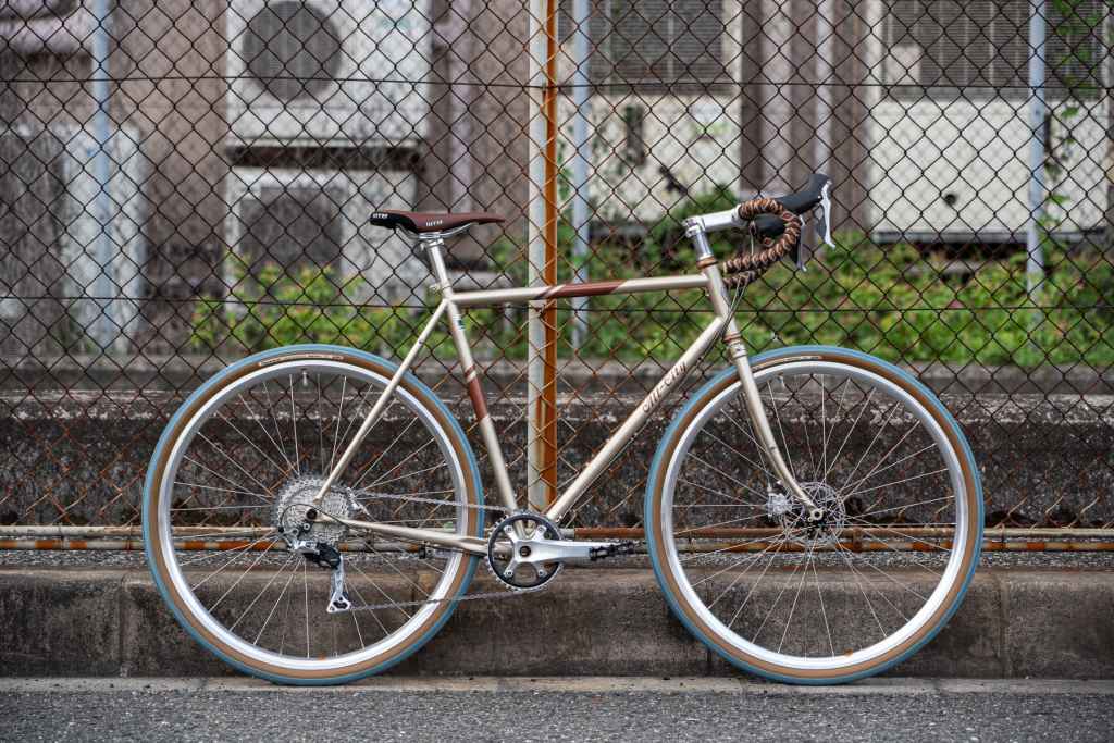 VELO ORANGE×PACENTI* forza classico disc wheel (polish) - BLUE LUG