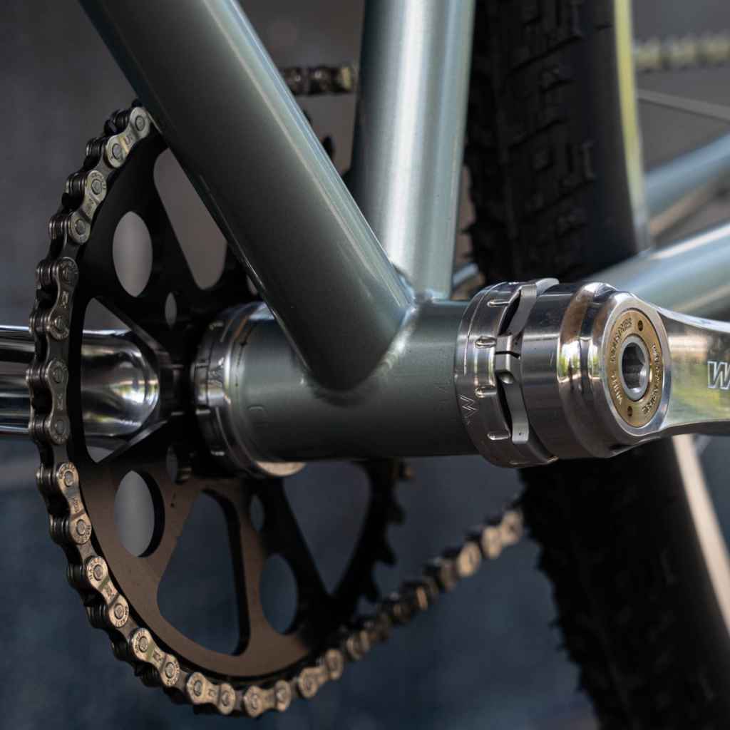 WHITE INDUSTRIES* BSA bottom brackets (blue) - BLUE LUG