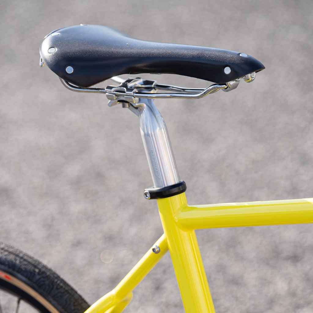 BROOKS* swallow chrome (black) - BLUE LUG GLOBAL ONLINE STORE
