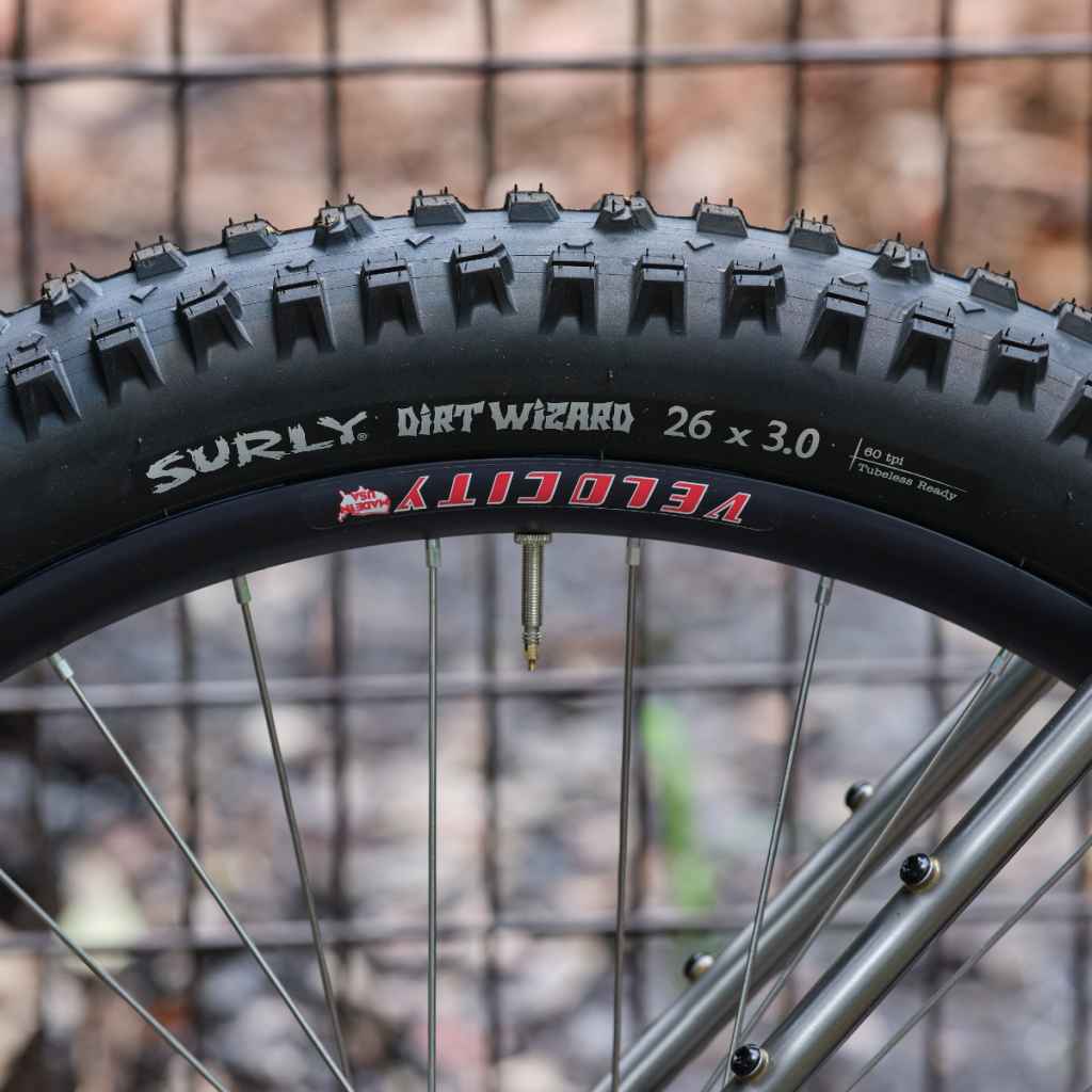 SURLY* dirt wizard tire (black) - BLUE LUG GLOBAL ONLINE STORE