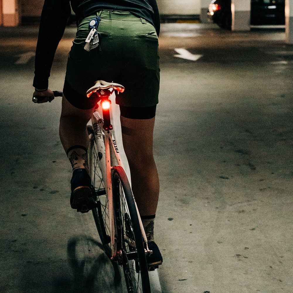 KNOG* blinder mini skull (rear) - BLUE LUG GLOBAL ONLINE STORE