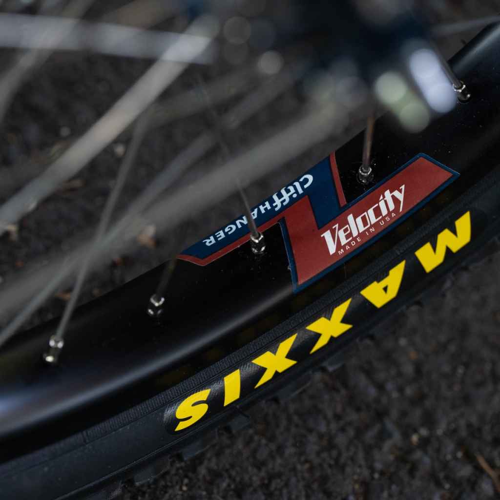 VELO ORANGE×VELOCITY* cliffhanger 20