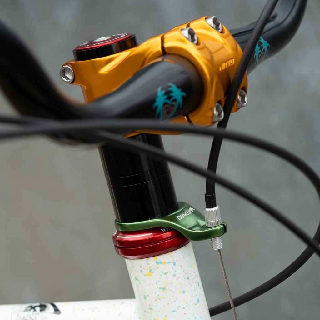 DIA-COMPE* 1 1/8 cable hanger BL special (green) - BLUE LUG GLOBAL