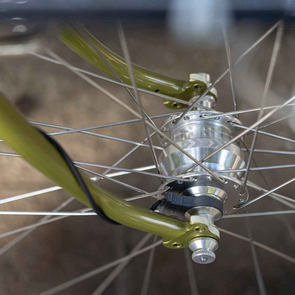 SP SV-8 ダイナモハブ bluelug surly rivendell SHUTTER PRECISION* SV-8 dynamo hub (silver/32H) - BLUE LUG GLOBAL