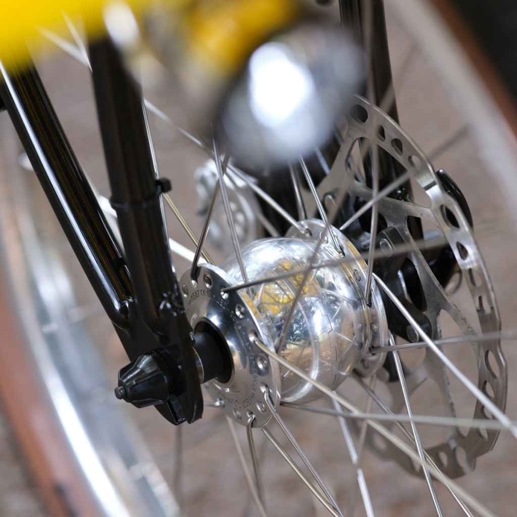 SON NABENDYNAMO* SON delux centerlock disc (black) - BLUE LUG