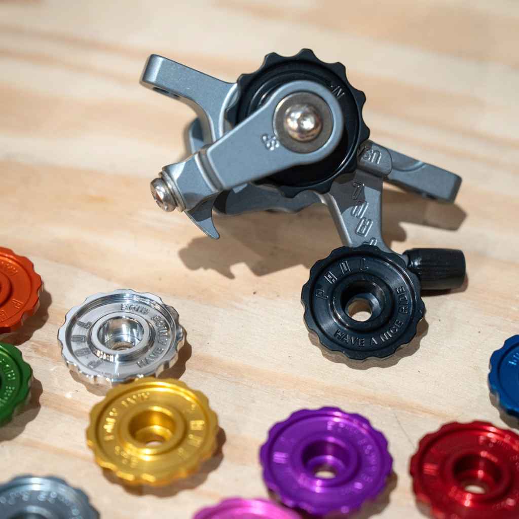 PAUL コンポーネント　klamper stem top cap pewter PAUL* klamper stem top cap (pewter) - BLUE LUG GLOBAL ONLINE