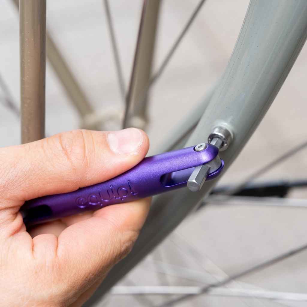 EQUIPT* sardine (matte black) - BLUE LUG GLOBAL ONLINE STORE