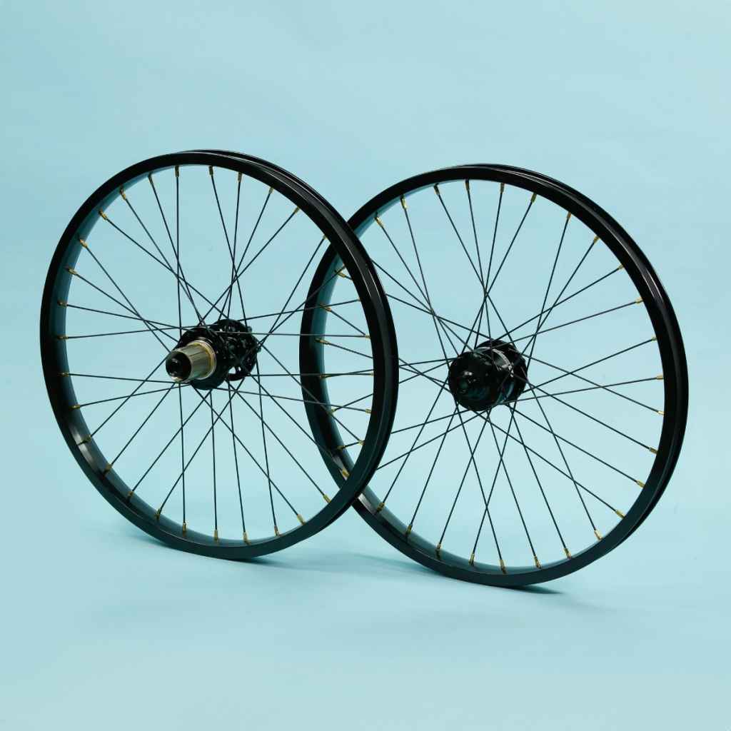crust bikeフロントフォーク&vero sity20インチホイール crust bike