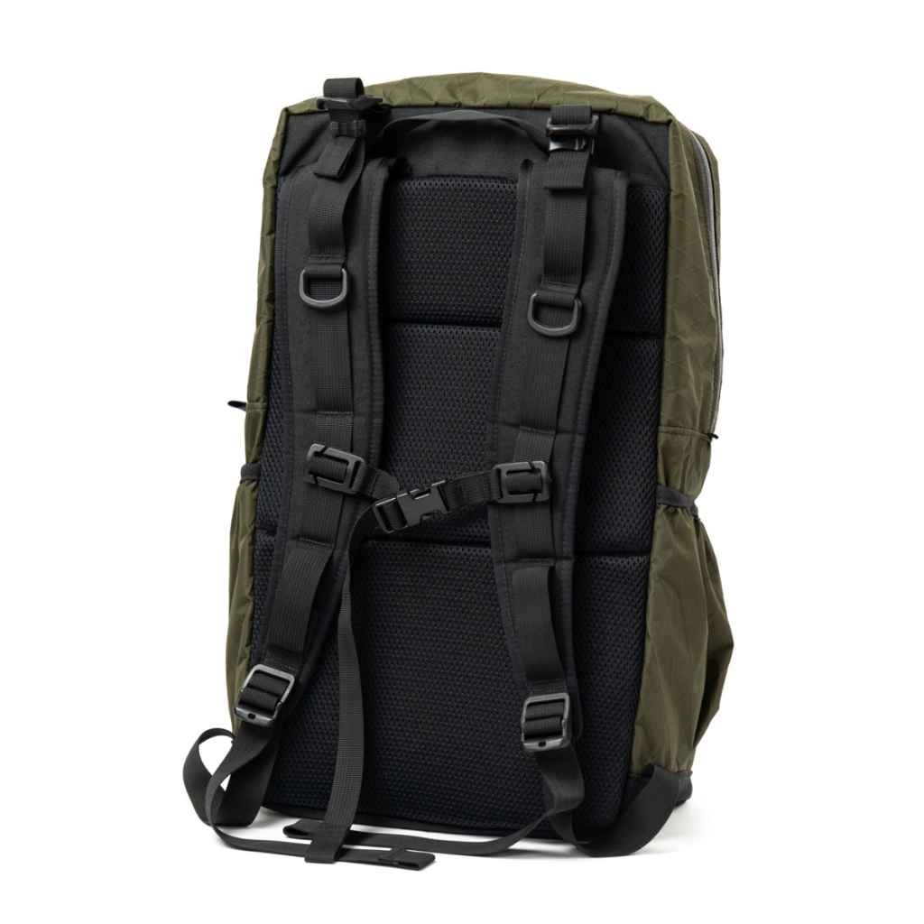ILE* radius (x-pac/black) - BLUE LUG ONLINE STORE