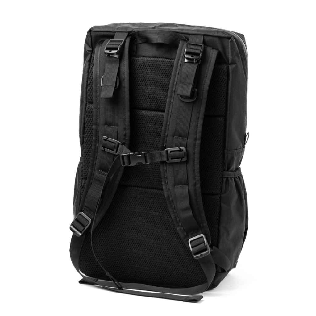 六*四様 ILE radius (x-pac/black) ILE* radius (x-pac/black) - BLUE LUG GLOBAL ONLINE STORE