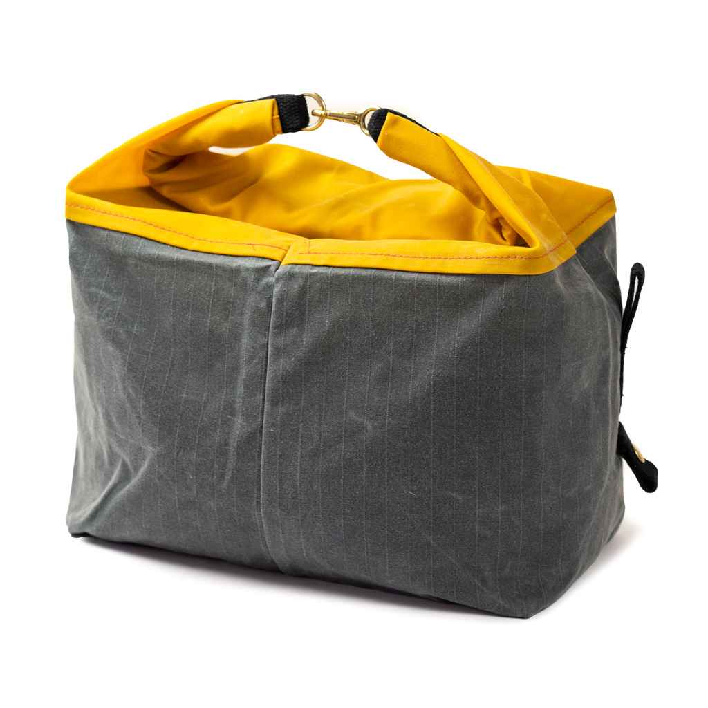 アクセサリー FIFTH SEASON squall sack 137 FIFTH SEASON* squall sack (grey top /camo bottom /137