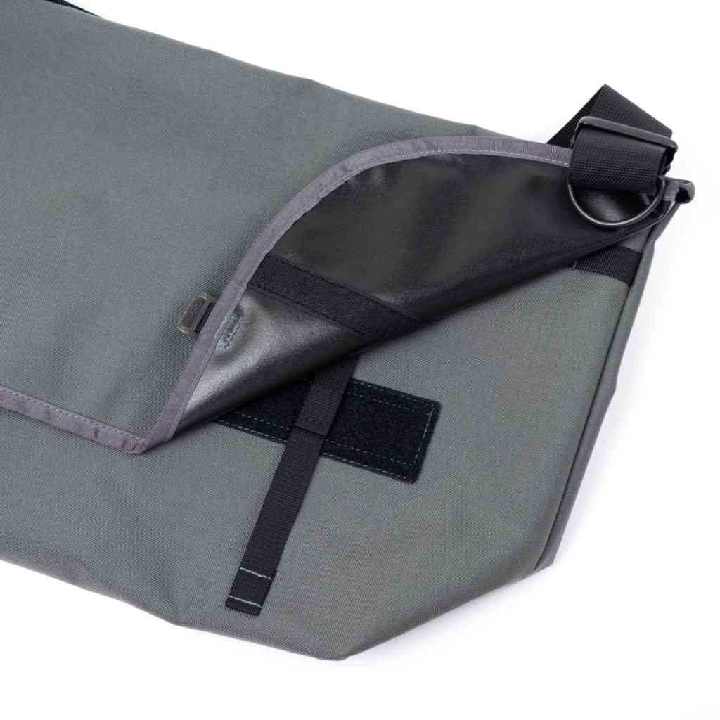 BLUE LUG* the messenger bag (gray) - BLUE LUG GLOBAL ONLINE STORE