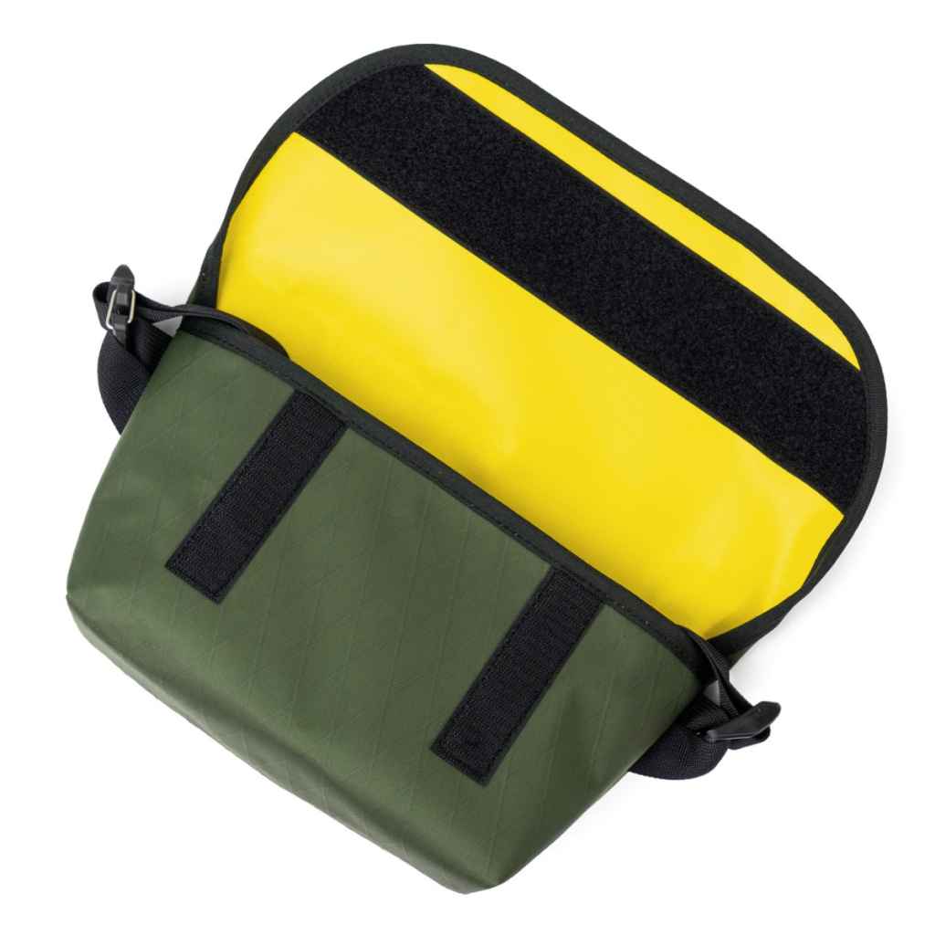 KemブルーラグBLUE LUG hip messenger bag a2403458-1.jpg