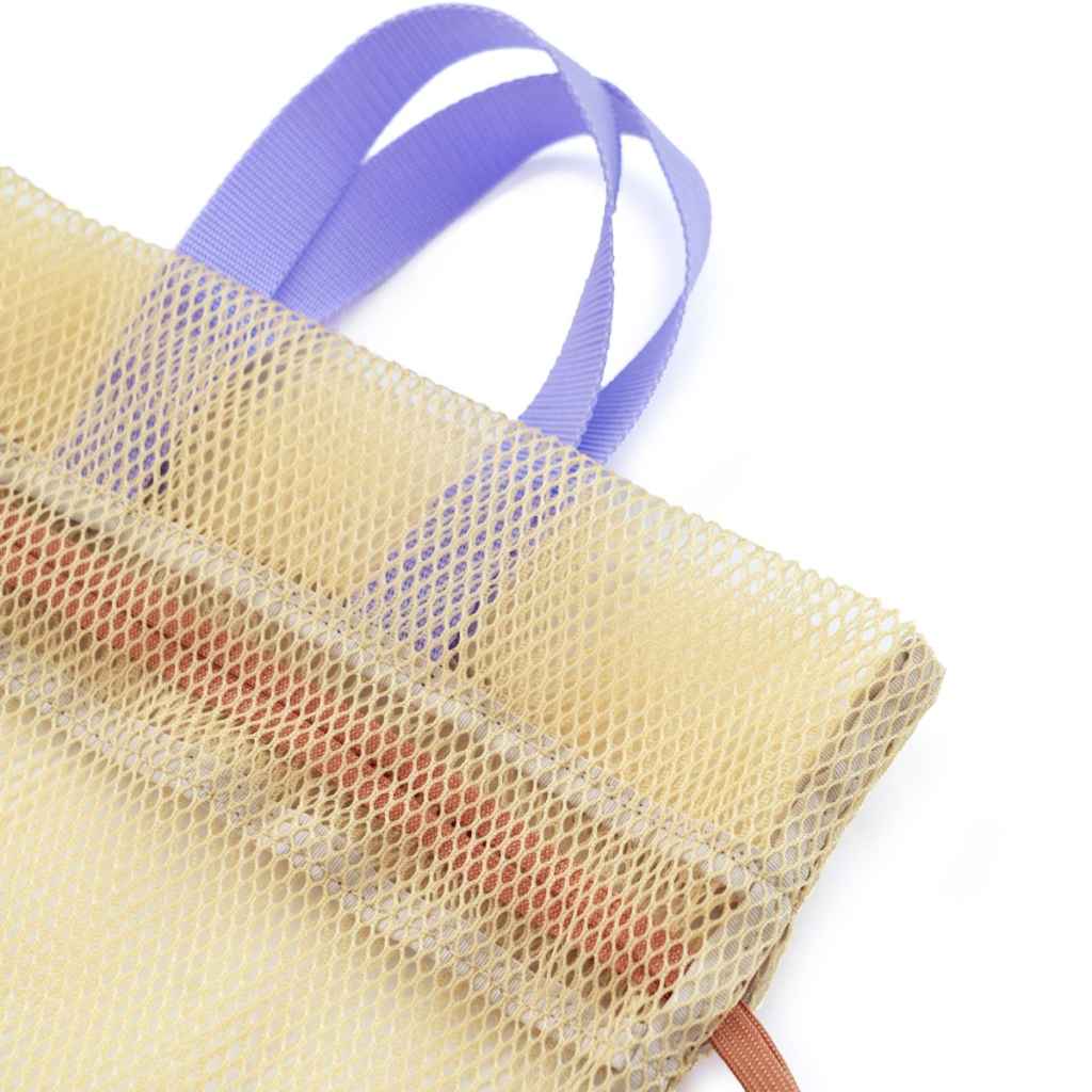 BLUE LUG* roll kinchaku bag (mesh beige) - BLUE LUG GLOBAL ONLINE