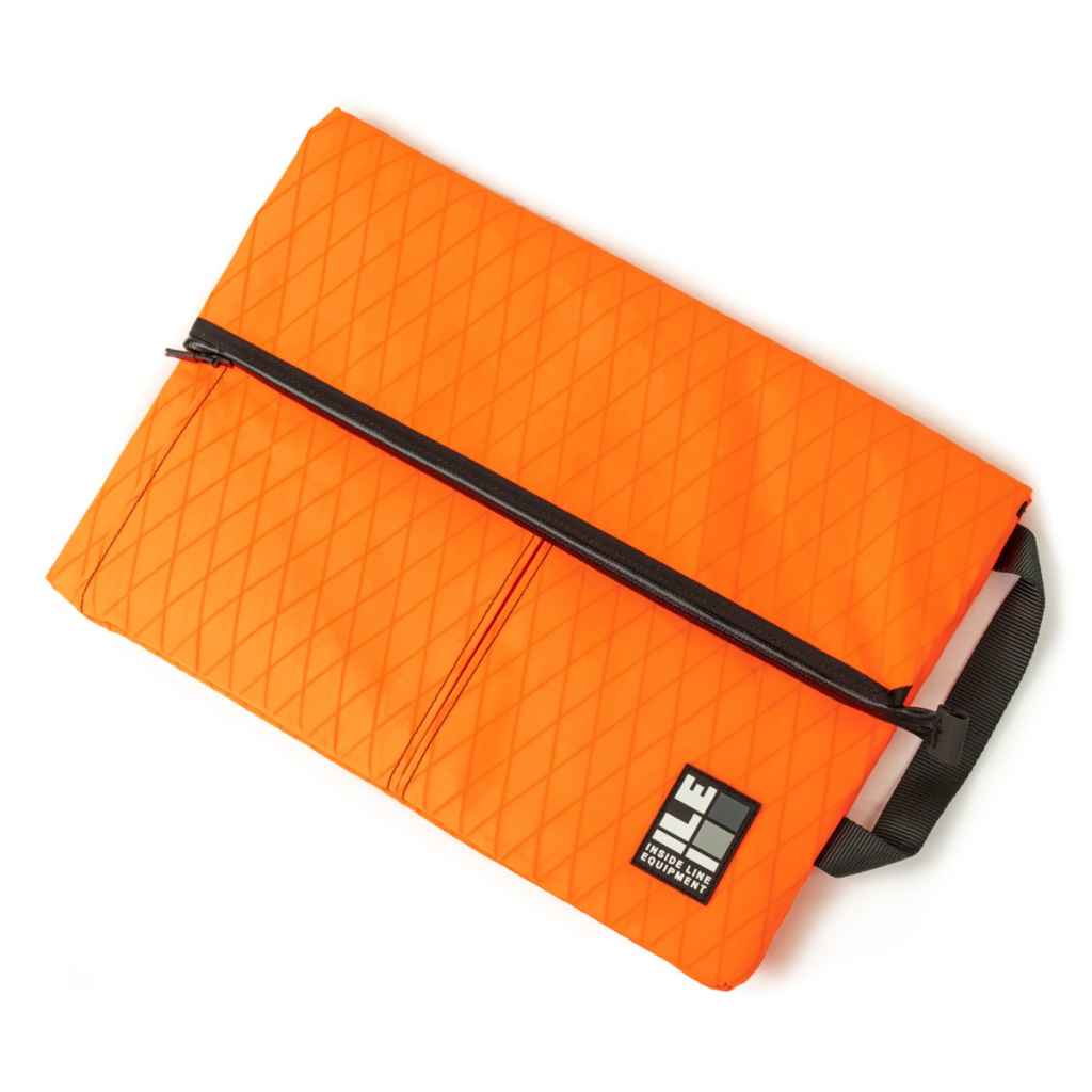 ILE* laptop sleeve (x-pac/blaze) - BLUE LUG GLOBAL ONLINE STORE