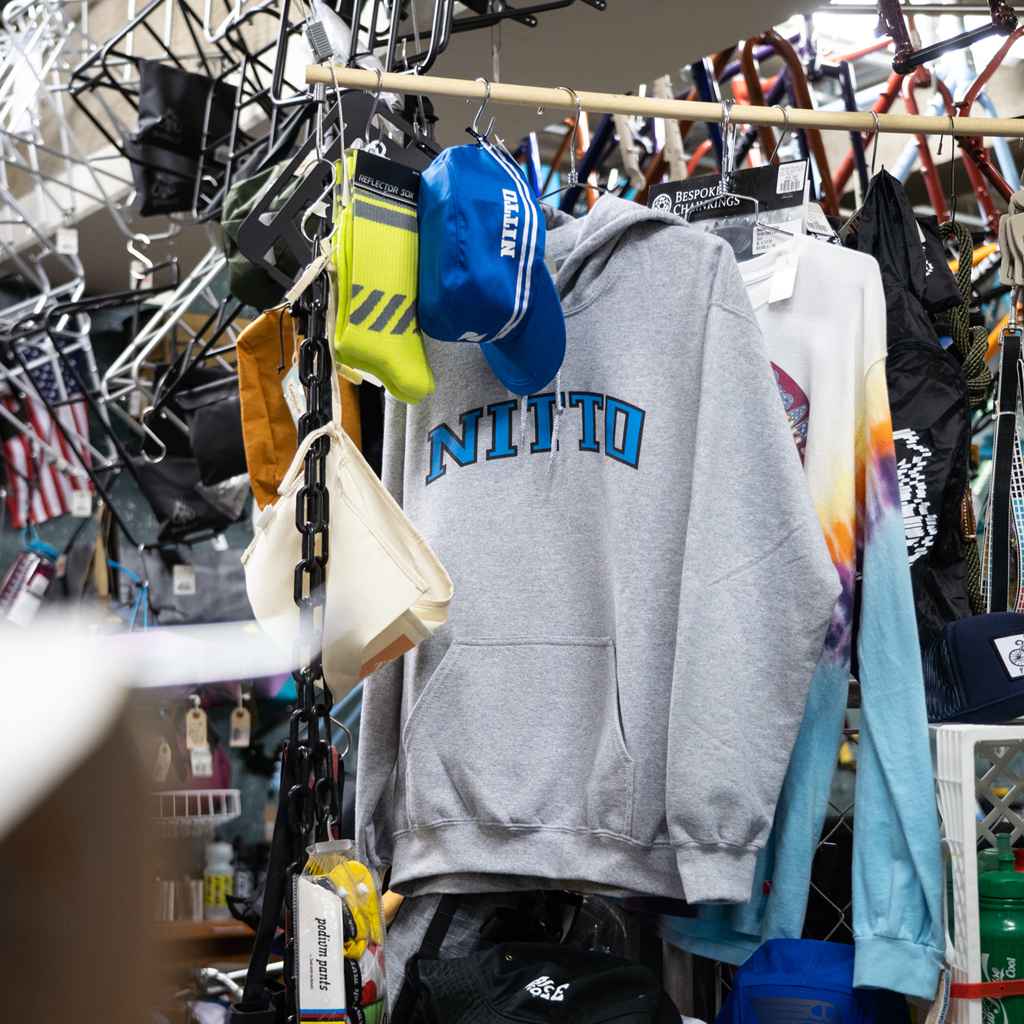 NITTO×BLUE LUG* hoodie (college logo/heather gray) - BLUE