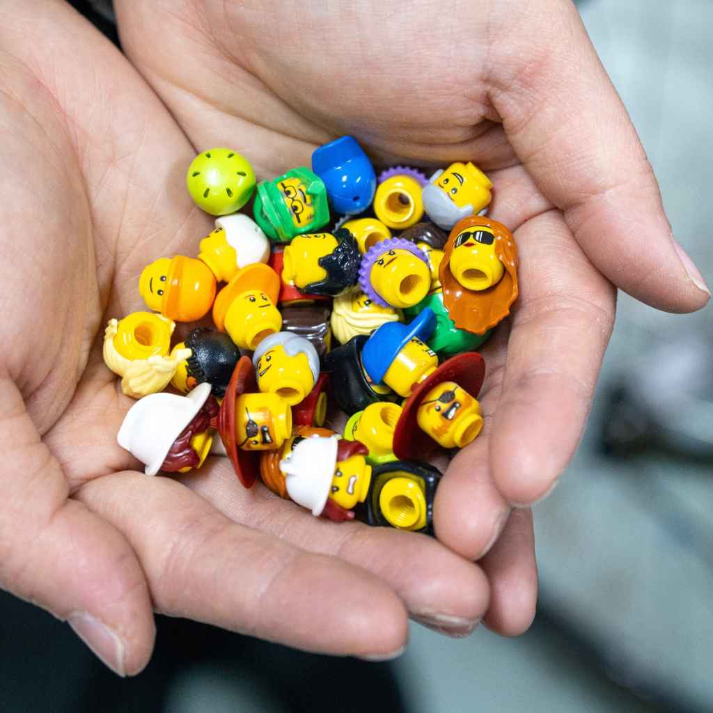 BRICK CAPS* valve cap BLUE LUG GLOBAL ONLINE STORE