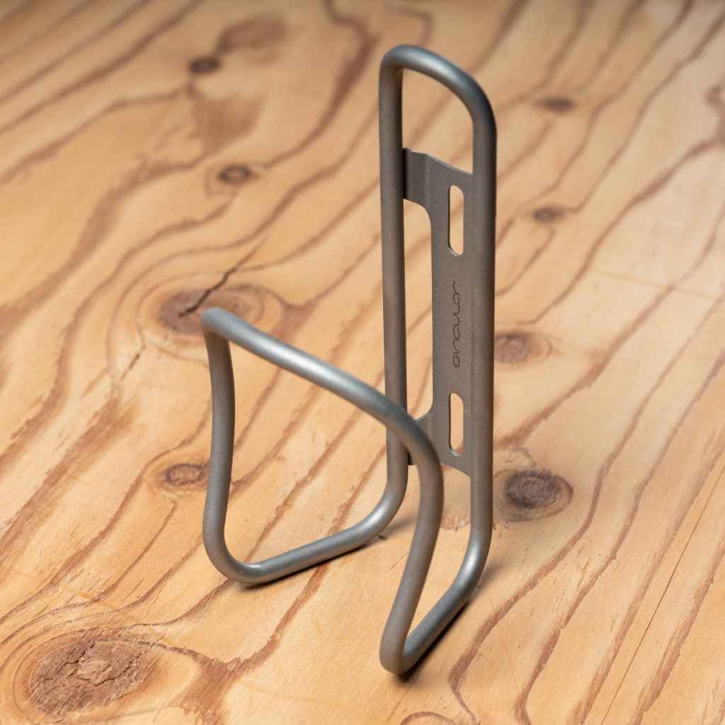 *SINGULAR CYCLES* Ti bottle cage