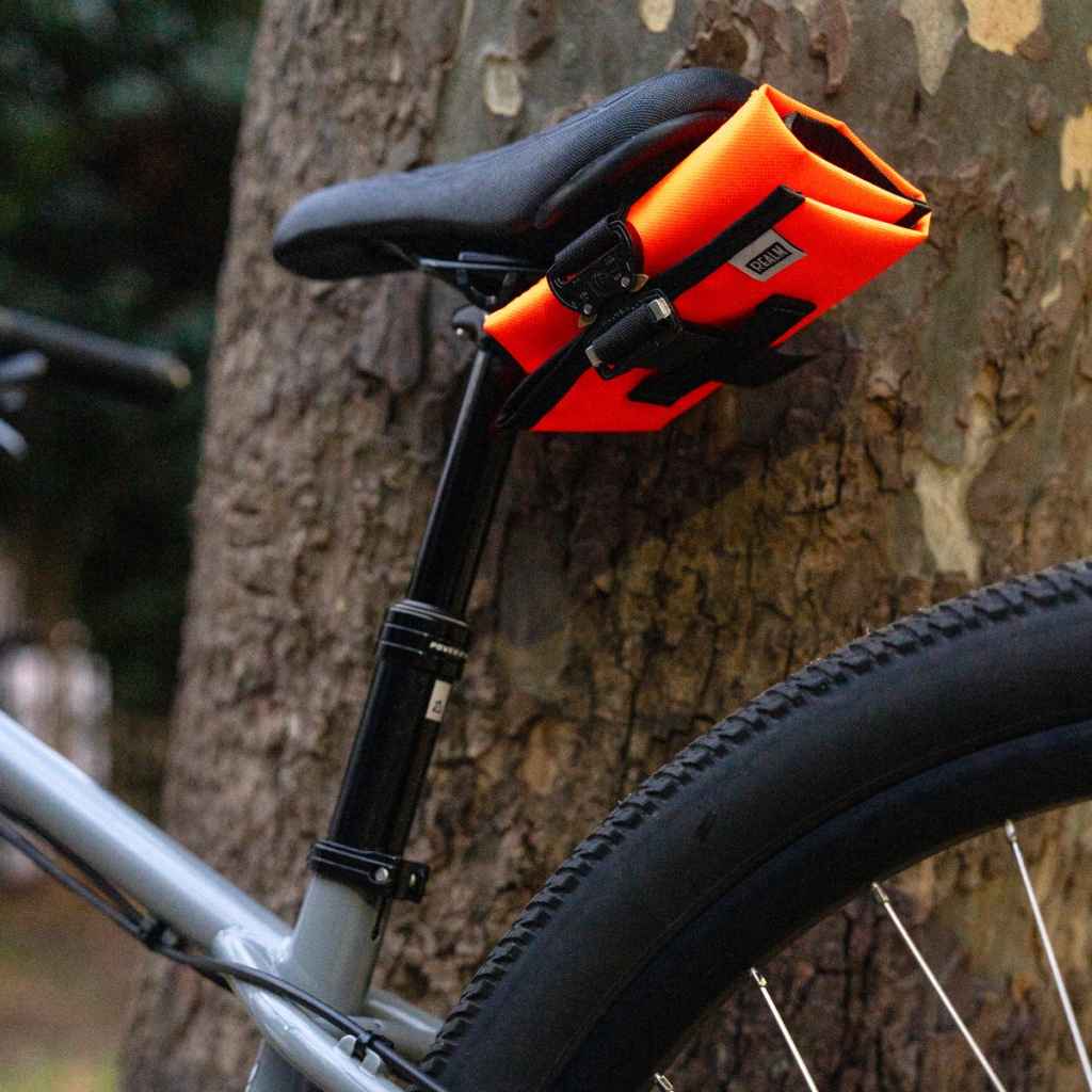REALM* saddle tool roll cobra buckle (neon orange) - BLUE LUG