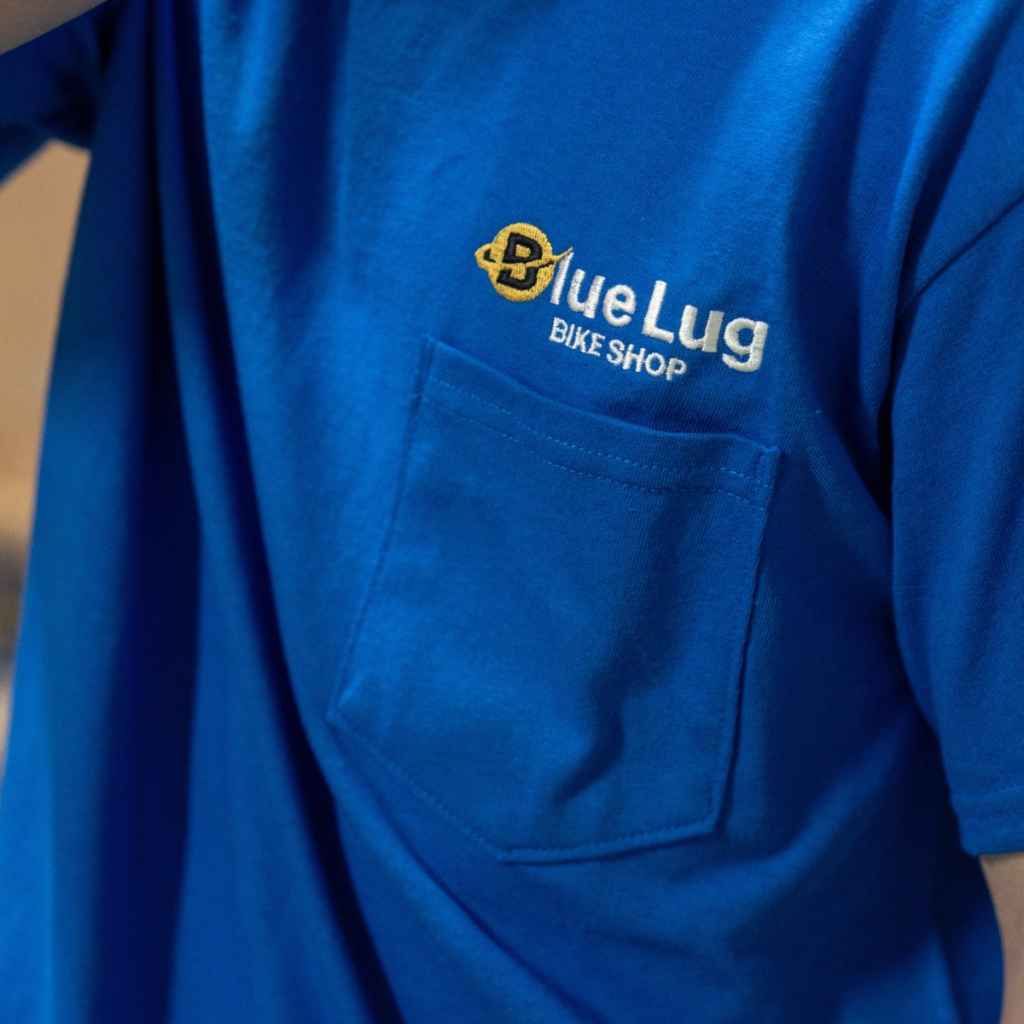 BLUE LUG* company pocket t-shirt (blue) - BLUE LUG GLOBAL ONLINE STORE