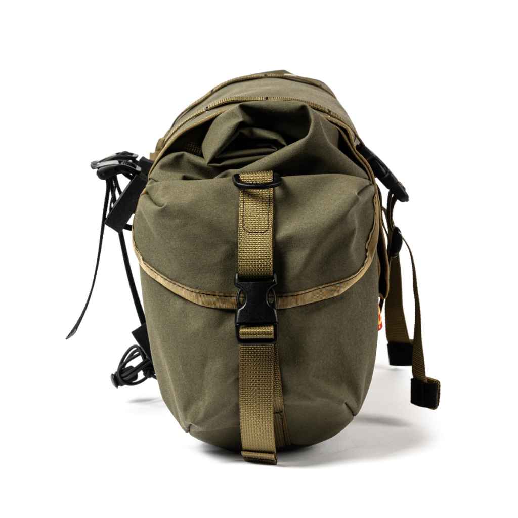 HUNGRY* the smorgasbord v2 (canvas/khaki) - BLUE LUG GLOBAL ONLINE