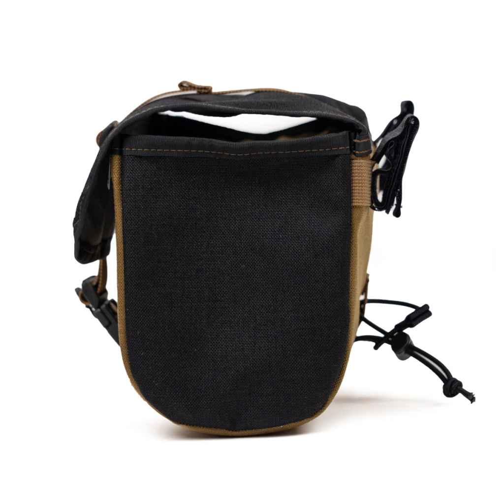 THE INCONVENIENCE STORE×BLUE LUG* bento bag (coyote) - BLUE LUG