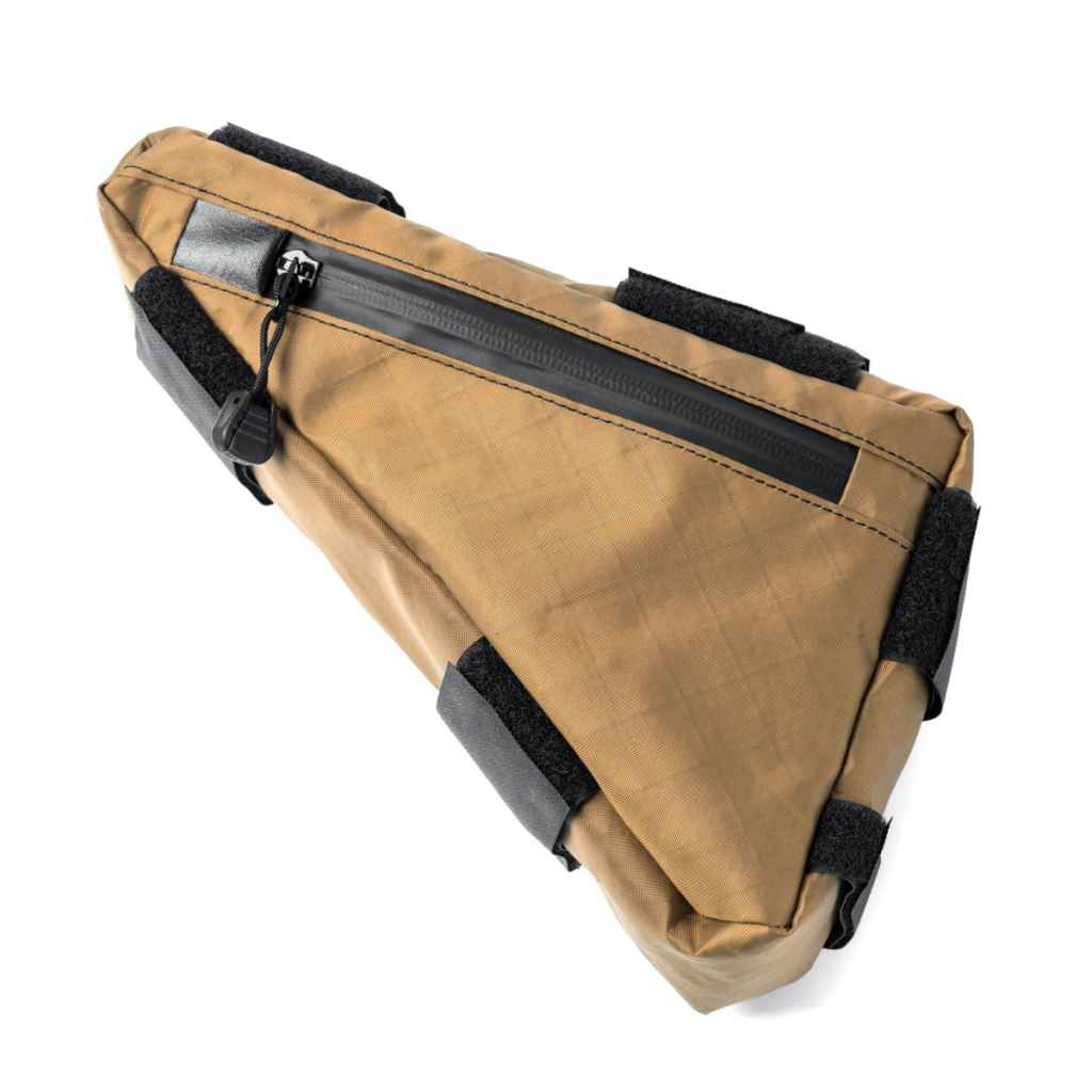 FAIRWEATHER* corner bag (ecopak coyote) - BLUE LUG GLOBAL ONLINE STORE