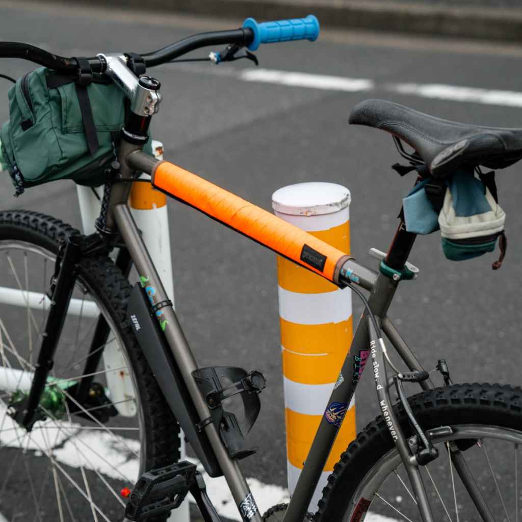 BLUE LUG* frame pad (flash orange) - BLUE LUG GLOBAL ONLINE STORE