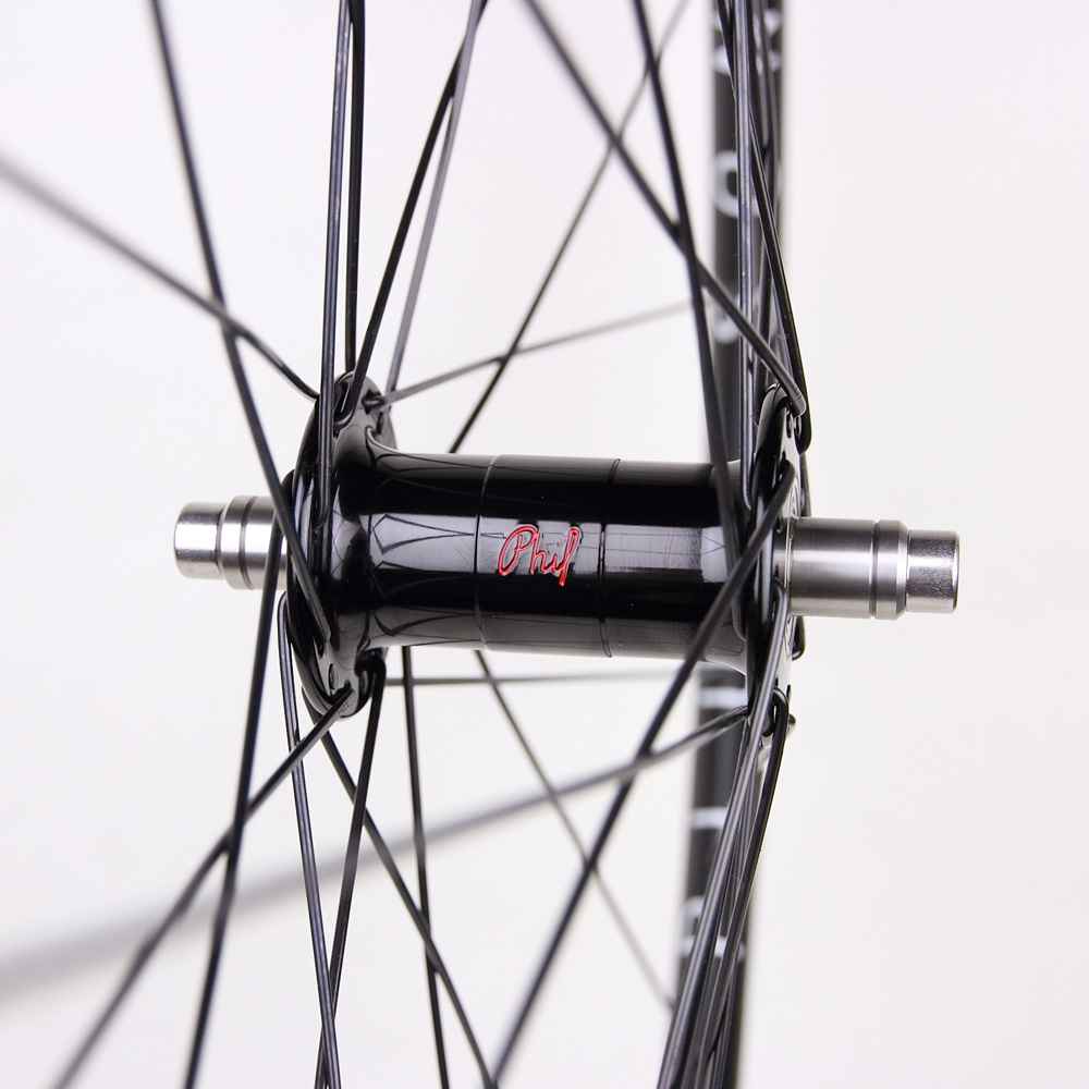 PHIL WOOD×H PLUS SON* archetype track wheel (low flange/black